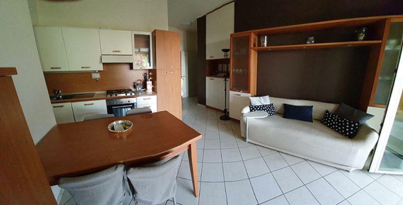 Appartement Rose'S Garden - Zona Tranquilla - Vicino Torino à Pino Torinese Extérieur photo